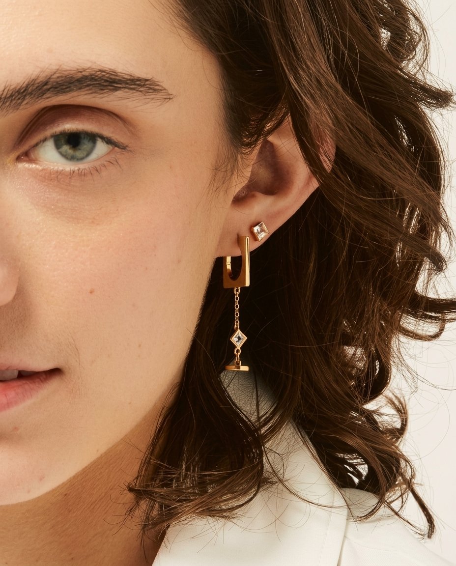 shimadiamond's tweet photo. ✨💎 Meet the A Dream, Aloud Earrings!💖🎨

Designed by artist Arielle Zella in the USA 🇺🇸, these artistic earrings are the perfect touch of wearable luxury. ✨

🛍️ Shop now: https://t.co/IUOmhxe34x

#LudereJewelry #UniqueJewelry #ArtisticJewelry #StatementEarrings #FineJewelry https://t.co/tHHZyPpsDy