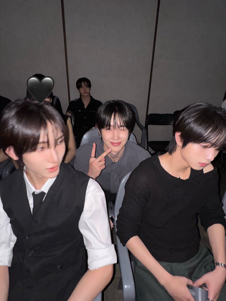xikers_official's tweet photo. [#헌터] 귀요미들~
#xikers #싸이커스 https://t.co/DU0hfvB5y8