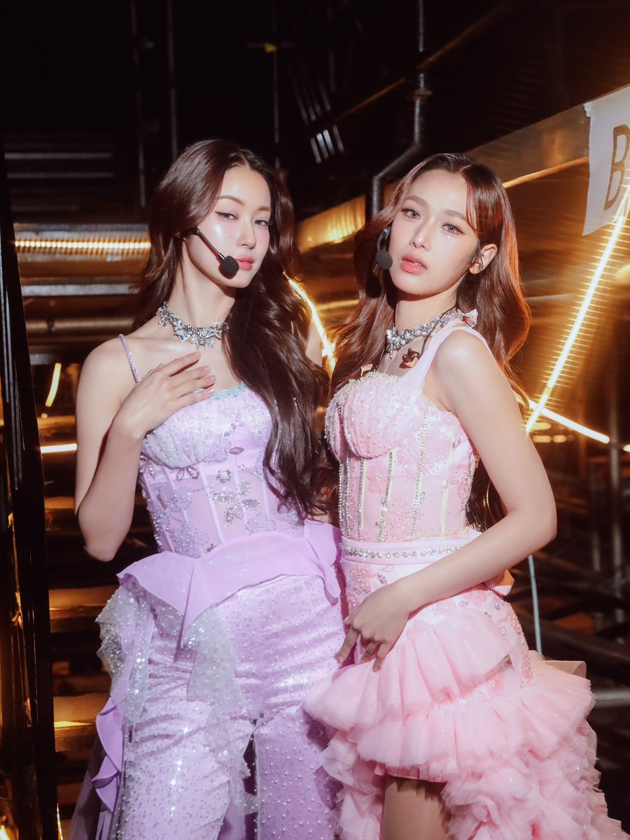 AkraMediaevent's tweet photo. งานที่ดีไม่ได้มีแค่การแสดงบนเวที แต่คือทุกช่วงเวลาที่แฟน ๆ ได้รอคอย ได้สนุก และได้เก็บเป็นความทรงจำกลับไป

พวกเรา Akra Media Event เชื่อว่าทุกคนควรได้มีช่วงเวลาดี ๆ ที่จดจำได้จากทุกงานครับ

#AkraMediaEvent #ThaiGL #FanExperience #EntertainmentThailand https://t.co/bdh9xvOK1y