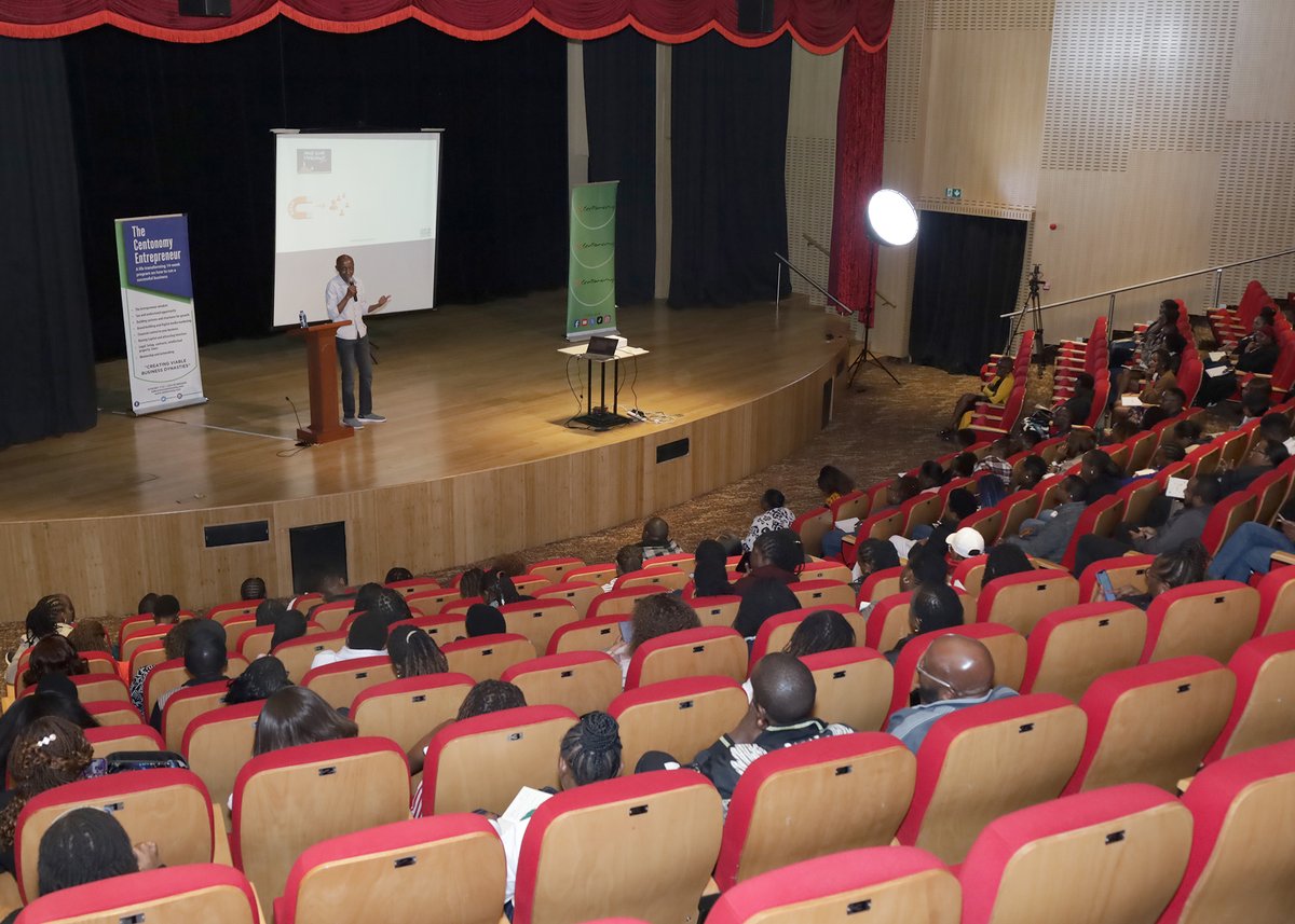 Centonomy's tweet photo. Still buzzing from our latest Centonomy Entrepreneurs Chat themed Beyond Visibility: Building Business Structures. 
Entrepreneurs came in ready to learn, but what followed was, laughters, conversations, connections and exchanged notes.
Thanks to all who made it into an experience https://t.co/aL122GhTTc