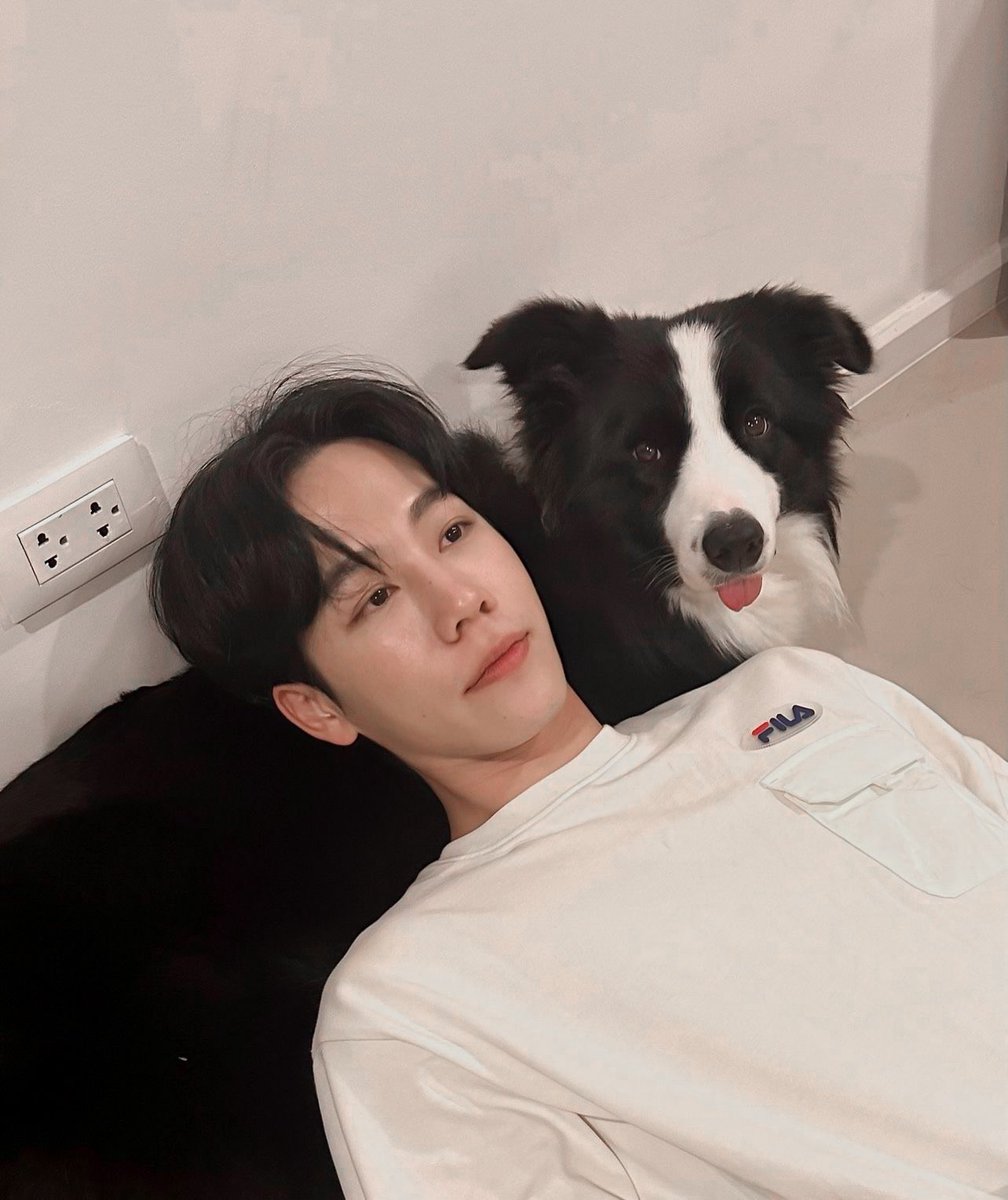 ice_eepp's tweet photo. คือเกิดมาเพื่อเป็นเพื่อนเล่นวอจริง ๆ อะ555555555555555555555555555555555555555555555555555555

#sammerbcollie 
#warwanarat @warwanarat https://t.co/T6dGzwKhVz