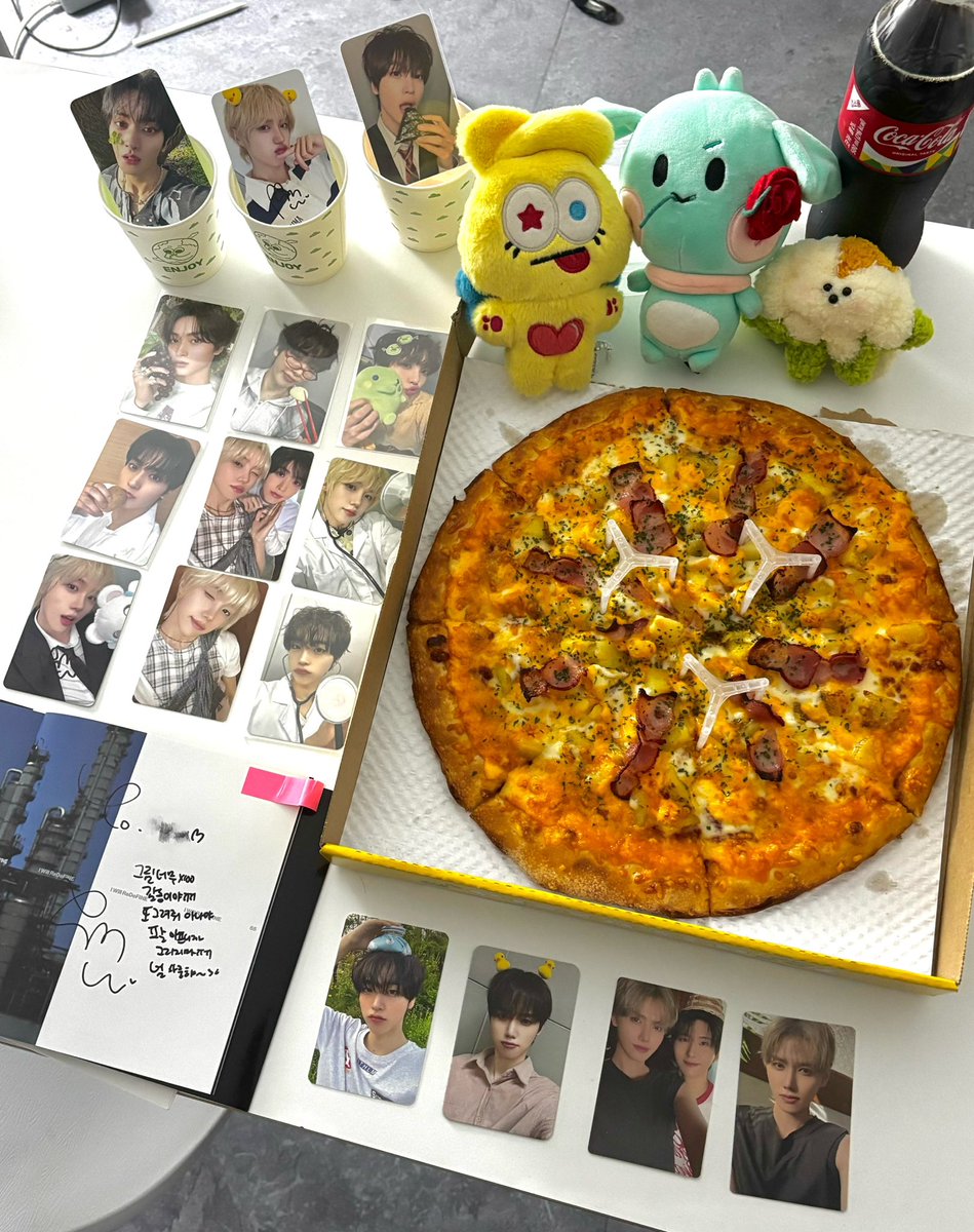 ima71518's tweet photo. 미친사람들 https://t.co/itlRDSJ2WO