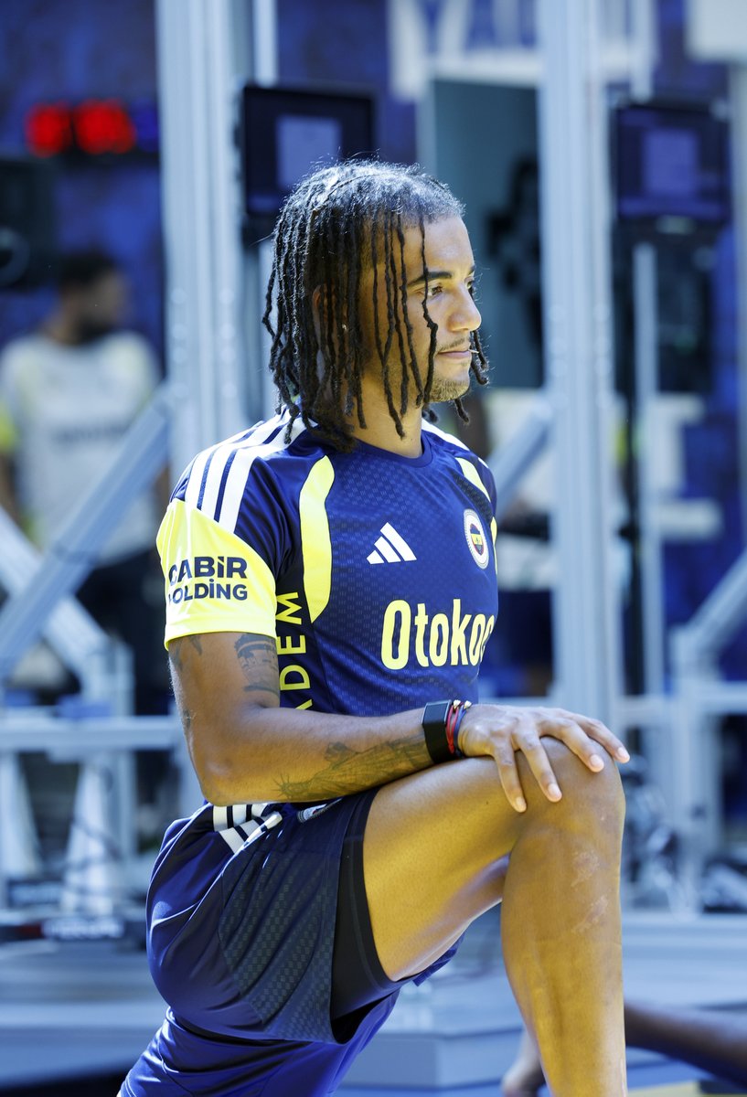 Fenerbahce's tweet photo. 📸 Gençlerbirliği maçı hazırlıklarımıza başladık. https://t.co/jPRbIE5bt6