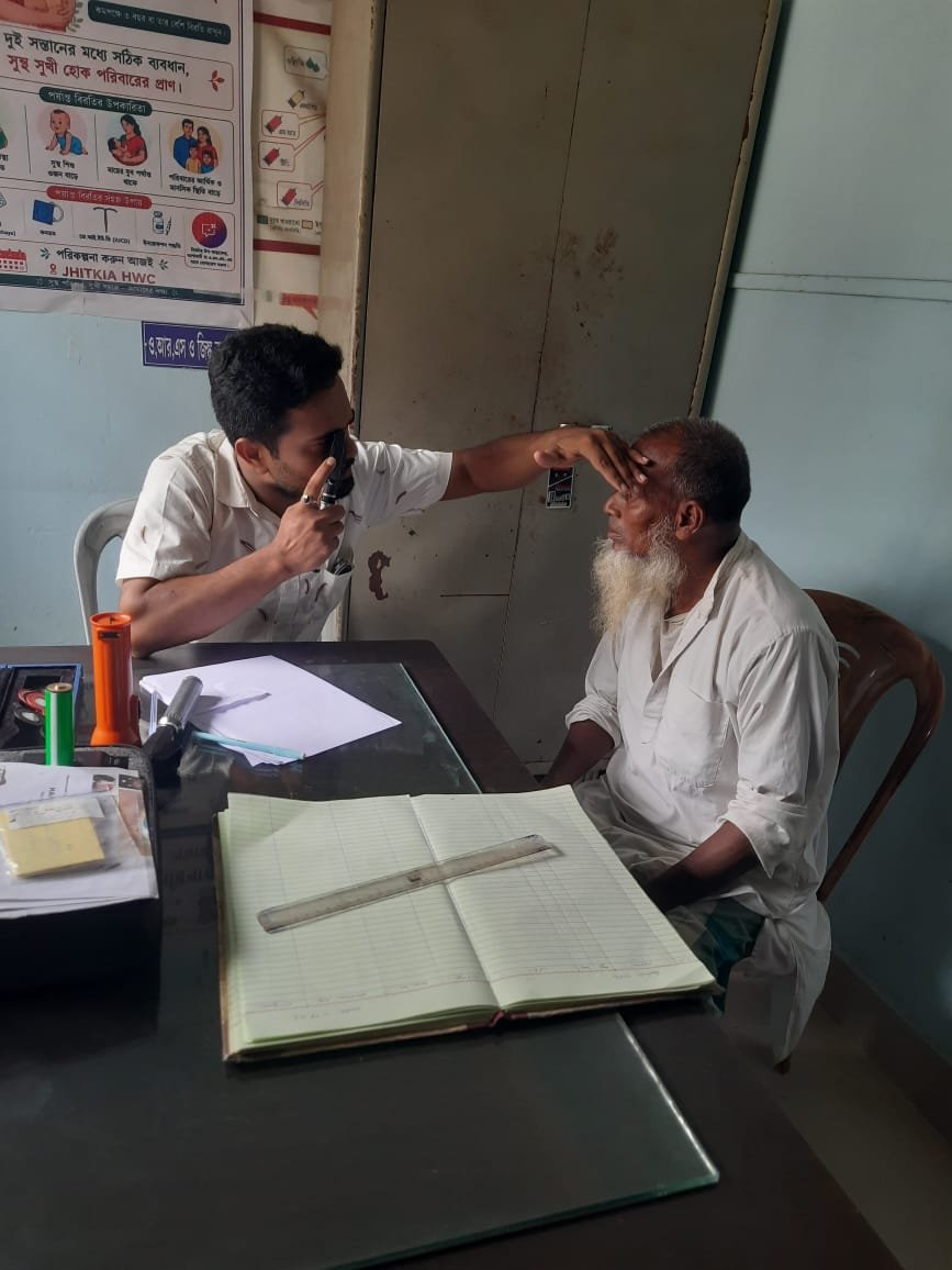 wbdhfw's tweet photo. Vaya Vandana Diwas was celebrated across Uttar Dinajpur district, highlighting the importance of dedicated healthcare, care, and dignity for senior citizens.
#VayaVandanaDiwas #UttarDinajpur #SeniorCitizenHealth #AyushmanWeek #HealthcareForAll https://t.co/9nHuGWLF2v