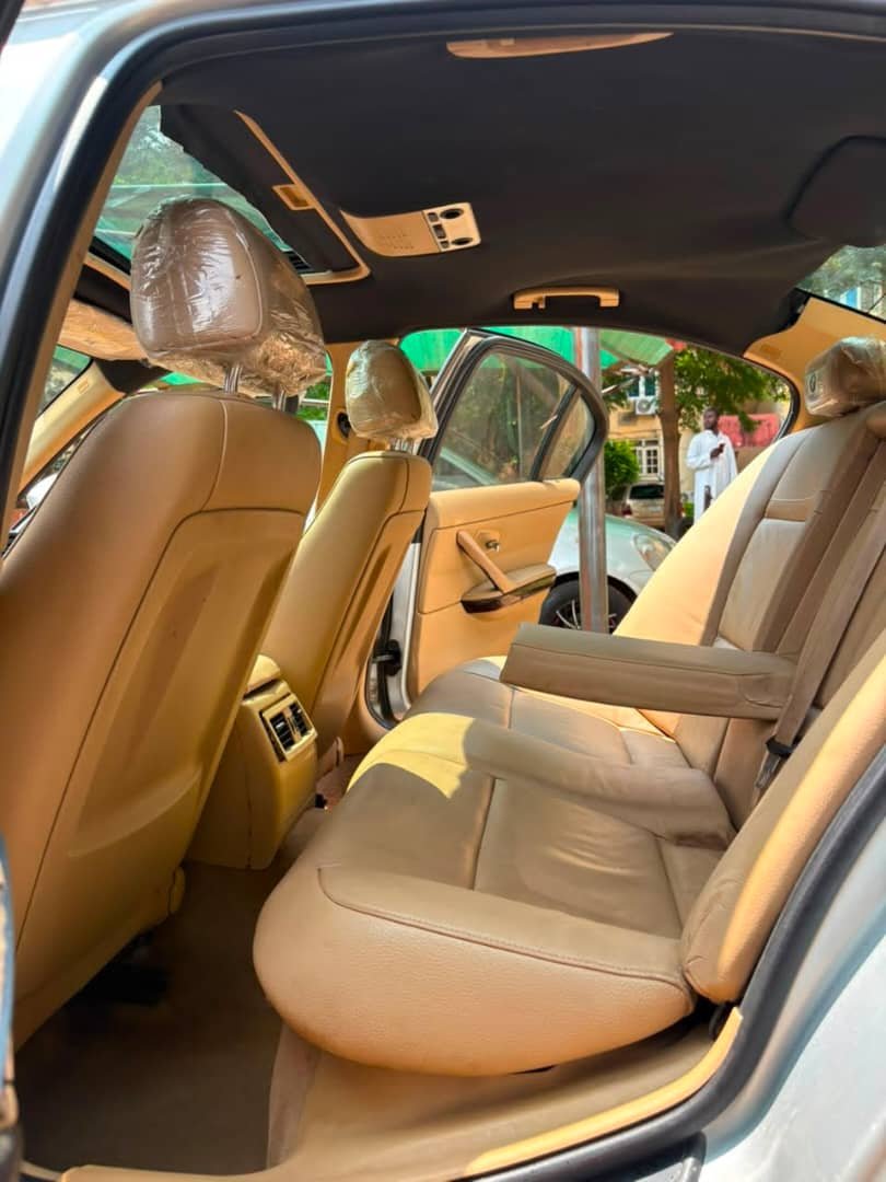 Ash_carz's tweet photo. : Extremely clean BMW E90 
2011 Model
Make your offer ✅️
Location: Abuja
🚘🚘: https://t.co/PeOWIxsunT