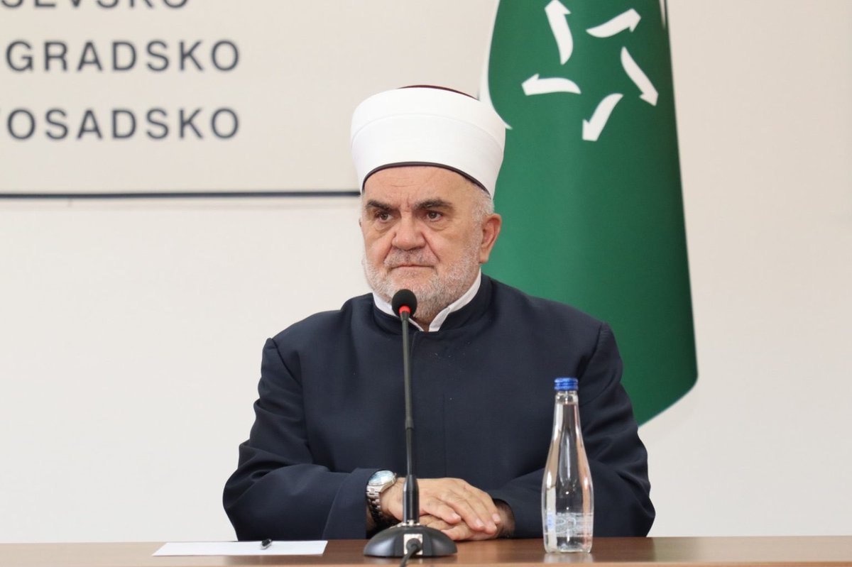 mevljud2's tweet photo. Puna podrška aktivnostima na vraćanju jedinstva Islamske zajednice https://t.co/F1iJWNCzzR