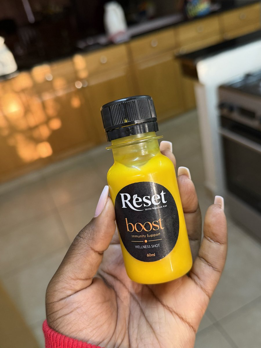 MarthaKayug's tweet photo. Take this first thing in the morning on an empty stomach. Trust meeeee flue, cough, gas, nausea, bloating, constipation, dull skin will be in your past!!! 

0704310781. 
Call me💕 https://t.co/vSM8610joh