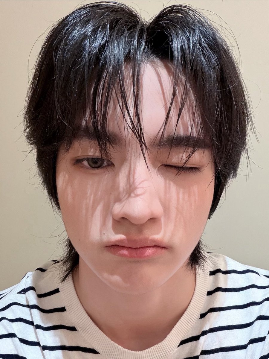 imreeonn's tweet photo. สุขสันต์วันแม่ มัมหมีทุกๆคน🤍 ออนขอให้ทุกคนมีความสุขมากๆเลย ออนจะเป็นรอยยิ้มให้มัมตลอดไปเลย ขอบคุณที่คอยซัพพอร์ตและเอ็นดูออนน้าา รักมัมหมีทุกคนนะค้าบบบ 🫶 #reeonn https://t.co/gJNzCPucAZ