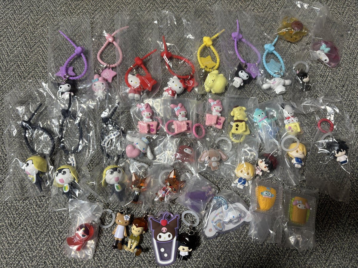yyychn__'s tweet photo. 【交換譲渡】めじるしアクセサリー（ガチャガチャ） 

譲：画像のもの
求：サンリオ関連（シナモン/ウサハナ/シュガバニ/キティ）、ナルミヤめじるし など

友人分もあるため、お気軽にお声掛けください🎀︎︎︎︎☁
郵送または都内手渡し。

#めじるしアクセサリー https://t.co/Y41LjQsibo