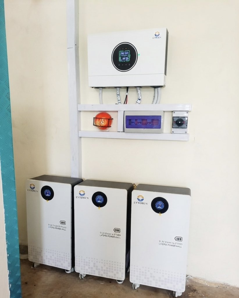 ecotutu's tweet photo. π¨ Project Completed!
We deployed a 16-ton solar-powered cold room in Igbo-Ora, Oyo State for a client facing repeated spoilage of fresh produce. βοΈπ
π₯¬
The right cold room can mean less waste and more profit.
π 09073201769
π https://t.co/RKlpaAbwGn
#Ecotutu #ColdRoom https://t.co/Y0wNv8vxR0