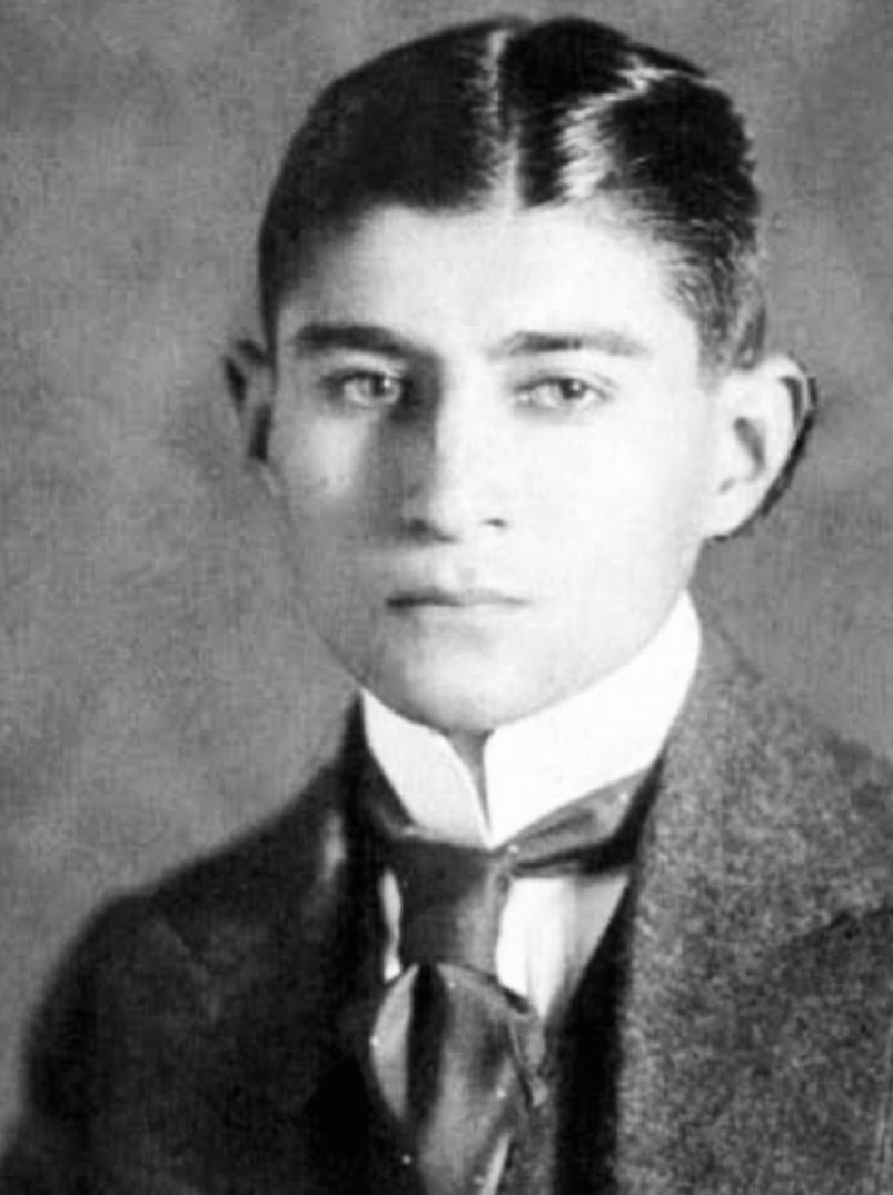 dommenrod's tweet photo. “Eu me afastei porque entendi que o abismo também devora”.

Franz Kafka, escritor. https://t.co/A5jAt3EBoT
