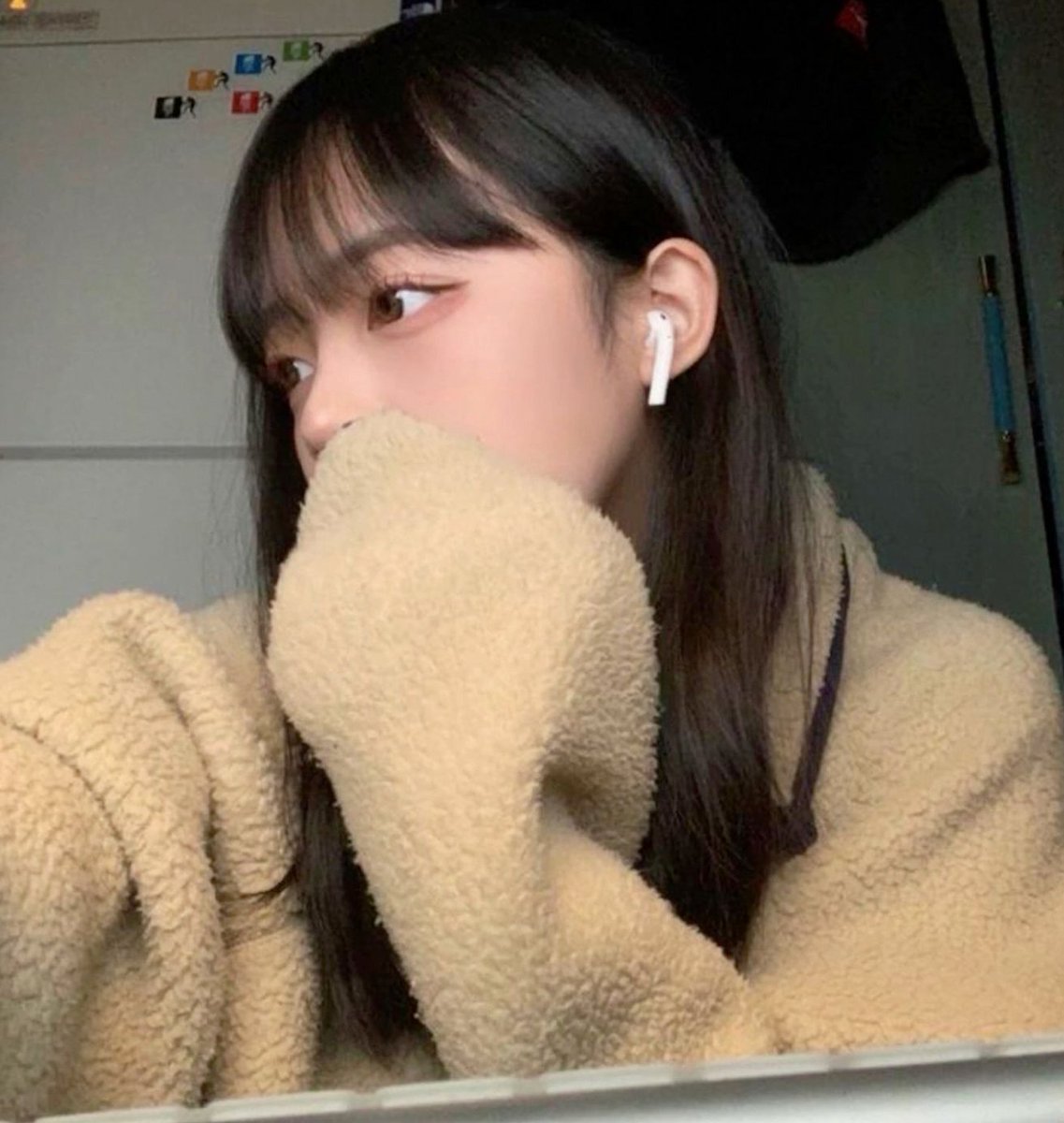 yazmimi1's tweet photo. ちな私ほぼ自我撮らないのでコスプレと比較はできんです。 https://t.co/sTx4zfztX3