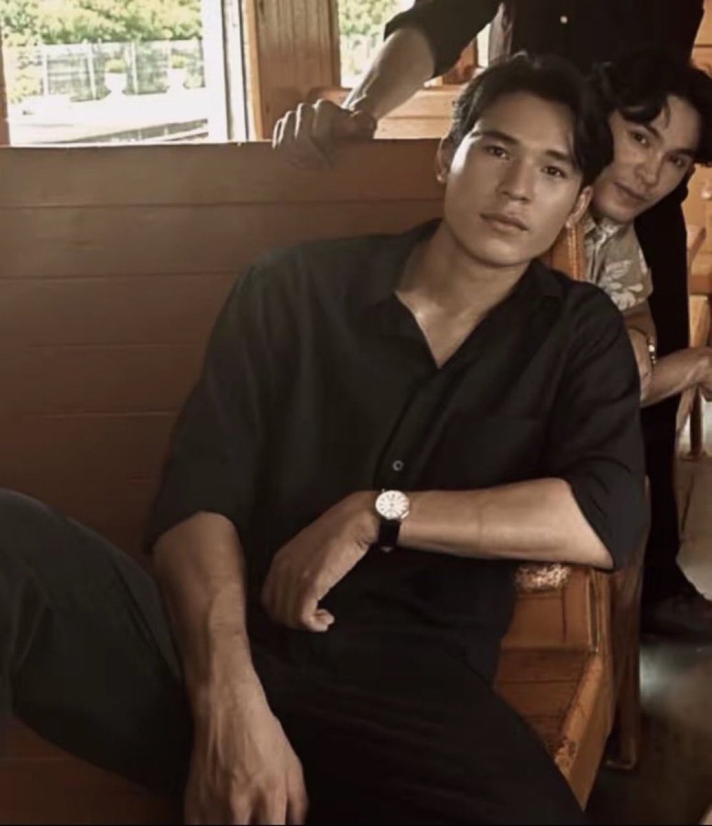 leemistletho's tweet photo. you คือ standard ใหม่ในชีวิต i and your tan skin fuckin’ good for me ยิ้มหวานด้วย i ชอบ พี่เพิร์ล https://t.co/06KI1qJWtz