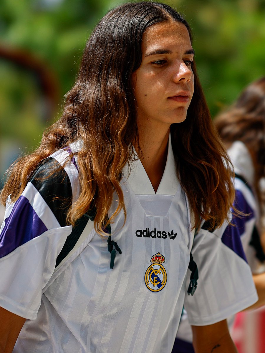 MadridXtra's tweet photo. Real Madrid Femenino with some beautiful shirts. 😮‍💨🤍 https://t.co/dEKFzQFNzP