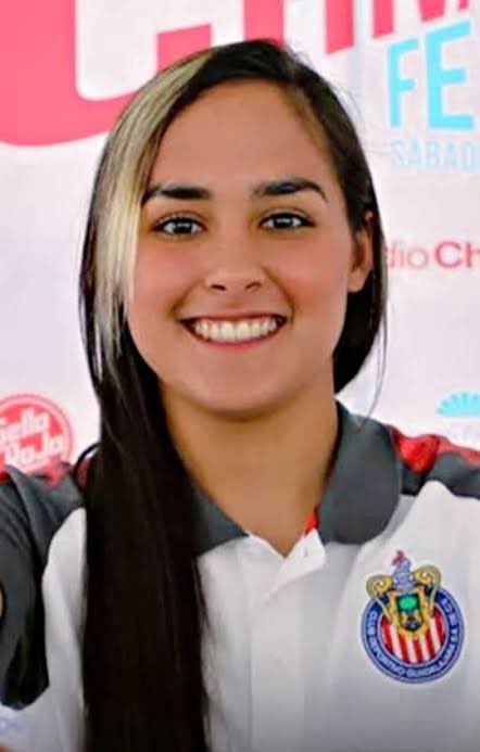 emmagromar's tweet photo. Soy de la Época de @ChivasFemenil cuando era Femenil 😍😍😍

Ahorita mi Portera 🧤 ya parece El Javetas 🥹 https://t.co/IN6Yncup14