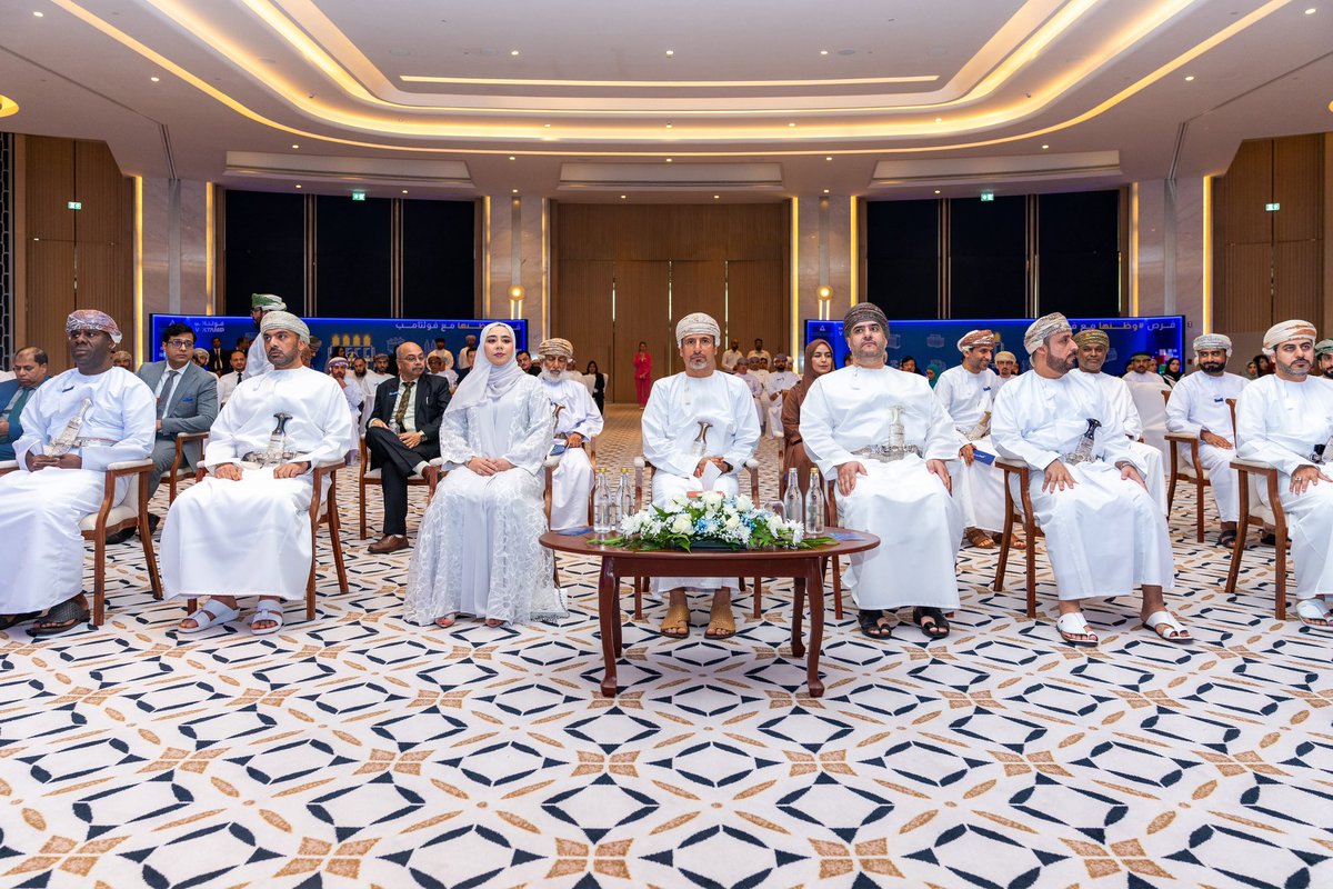 riyadaom's tweet photo. 5 مؤسسات صغيرة ومتوسطة تبدأ مرحلة جديدة في توطين سلاسل الإمداد، عبر اتفاقيات ضمن مبادرة «وطنها مع فولتامب»، بالشراكة مع شركة فولتامب للطاقة وهيئة تنظيم الخدمات العامة؛ لتحويل احتياجات التصنيع إلى فرص أعمال، وتعزيز المحتوى المحلي، وفتح آفاق للصناعات الوطنية.

#ريادة_وتمكين https://t.co/qGwi0Iu07t