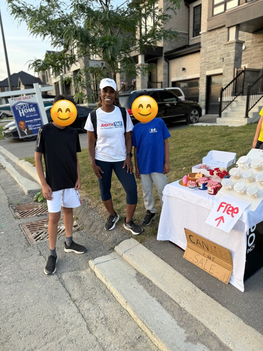 electjudithtait's tweet photo. While door-knocking, I had the incredible opportunity to meet two young entrepreneurs who were helping promote their family business by setting up a market stand outside their home!

This is a reminder to all of us in West Ward that you’re never too young to learn these skills! https://t.co/P20RKa6n1F
