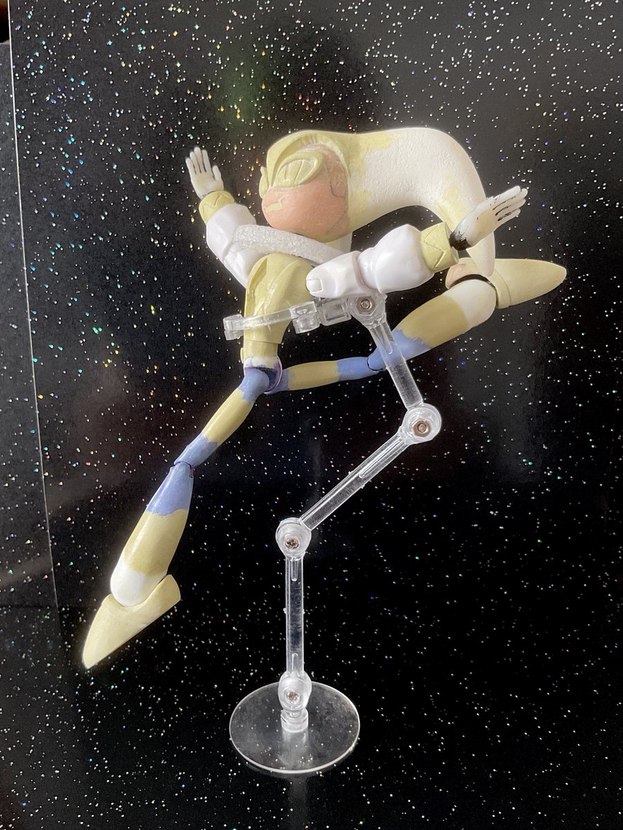 aurova_nova's tweet photo. There’s an eclipse here today and it feels like a special occasion
So I’ll share this action figure I’m working on (⸝⸝´꒳`⸝⸝)
#NiGHTSintodreams https://t.co/MWNVmYQB08
