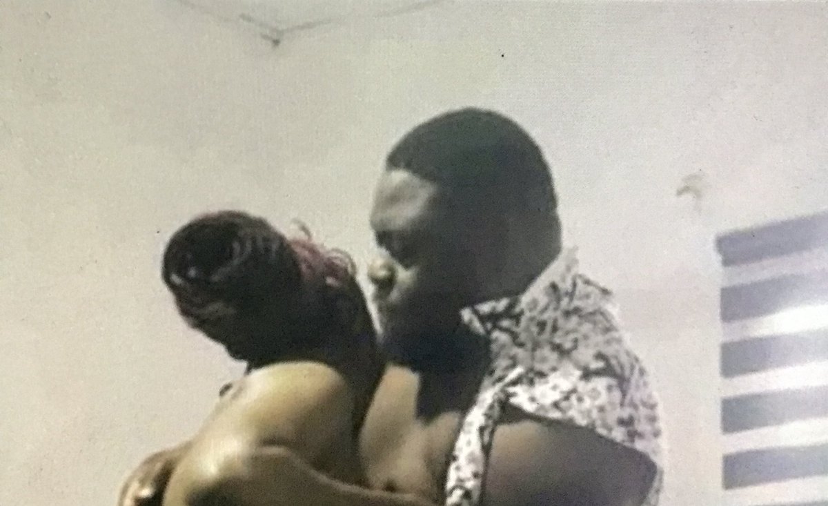 Anane2200's tweet photo. Otele ein leak you get some watch ? Herh 🔥🔥😂😂.Ano fit post full video for here click on the link to watch on telegram https://t.co/yVLrJncJOk https://t.co/pZ3jsTNTkZ