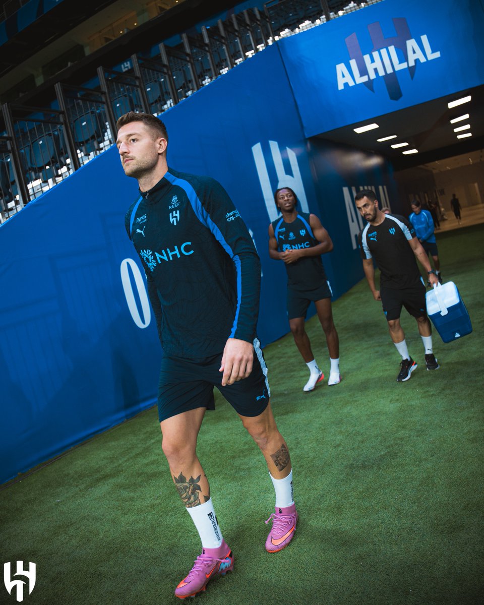 Alhilal_FC's tweet photo. ✅  في "المملكة أرينا" نواصل التحضيرات ⚽️ https://t.co/vRzH9qYwYy