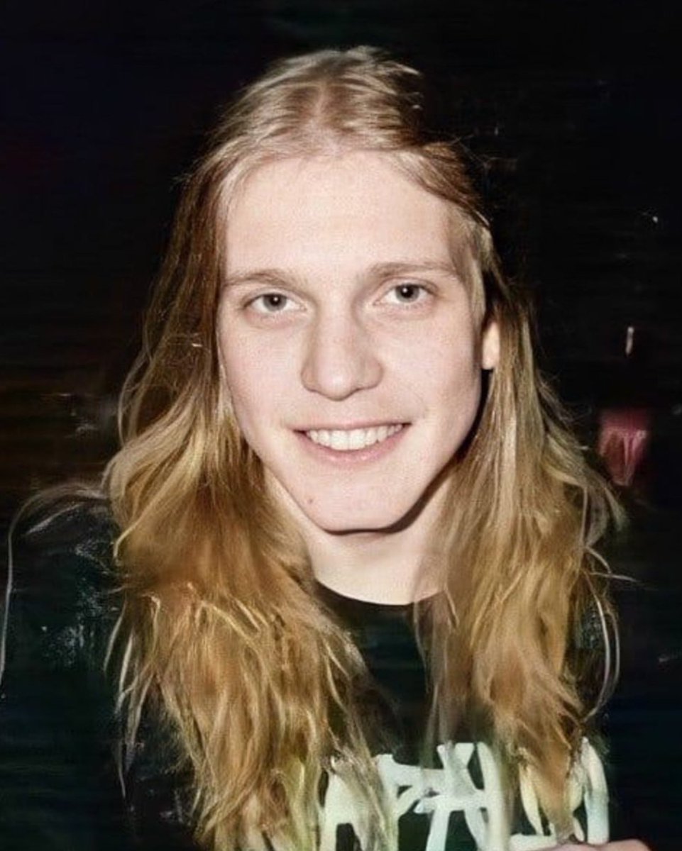 creepydotorg's tweet photo. Per Ohlin, better known by his stage name Dead, was the lead singer of the Norwegian black metal band Mayhem.

When he was 10, he was attacked by some bullies who injured him so badly that he was briefly declared clinically dead at the hospital.

After the incident, Ohlin developed an intense obsession with anything related to death.

He collected dead birds, wore corpse paint during performances and routinely cut himself onstage and in front of friends.

He was believed to have suffered from Cotard syndrome, a mental disorder characterized by the belief that you are truly dead and don’t exist in reality.

In 1991, at age 22, Dead cut his wrists and throat before shooting himself in the head with a shotgun.

He left a brief note beginning “Excuse all the blood” and apologized for firing the gun indoors.

His body was soon discovered by one of his bandmates, who immediately ran to a nearby store and bought a disposable camera instead of contacting the police.

He took multiple photos of his dead friend and would later use one of them as cover art for a Mayhem bootleg album called The Dawn of the Black Hearts.