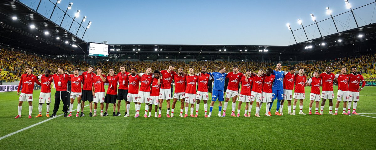 HapoelTelAvivFC's tweet photo. RED IS GOOD 👍🏼🔴 https://t.co/PE6TDFNGsD