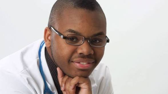 gReenbean_26's tweet photo. @UnderdogNFL @JoePatrick michael penix's doctor https://t.co/RK12IOX7ID
