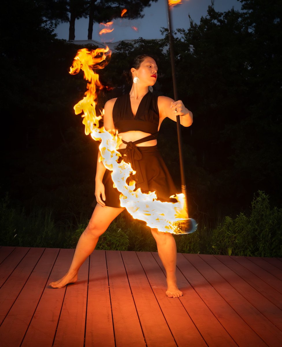 f_c_envision's tweet photo. #FirePerformance #FireDancer #FlowArts #FirePhotography #IgniteTheNight https://t.co/K4lQmodWLz