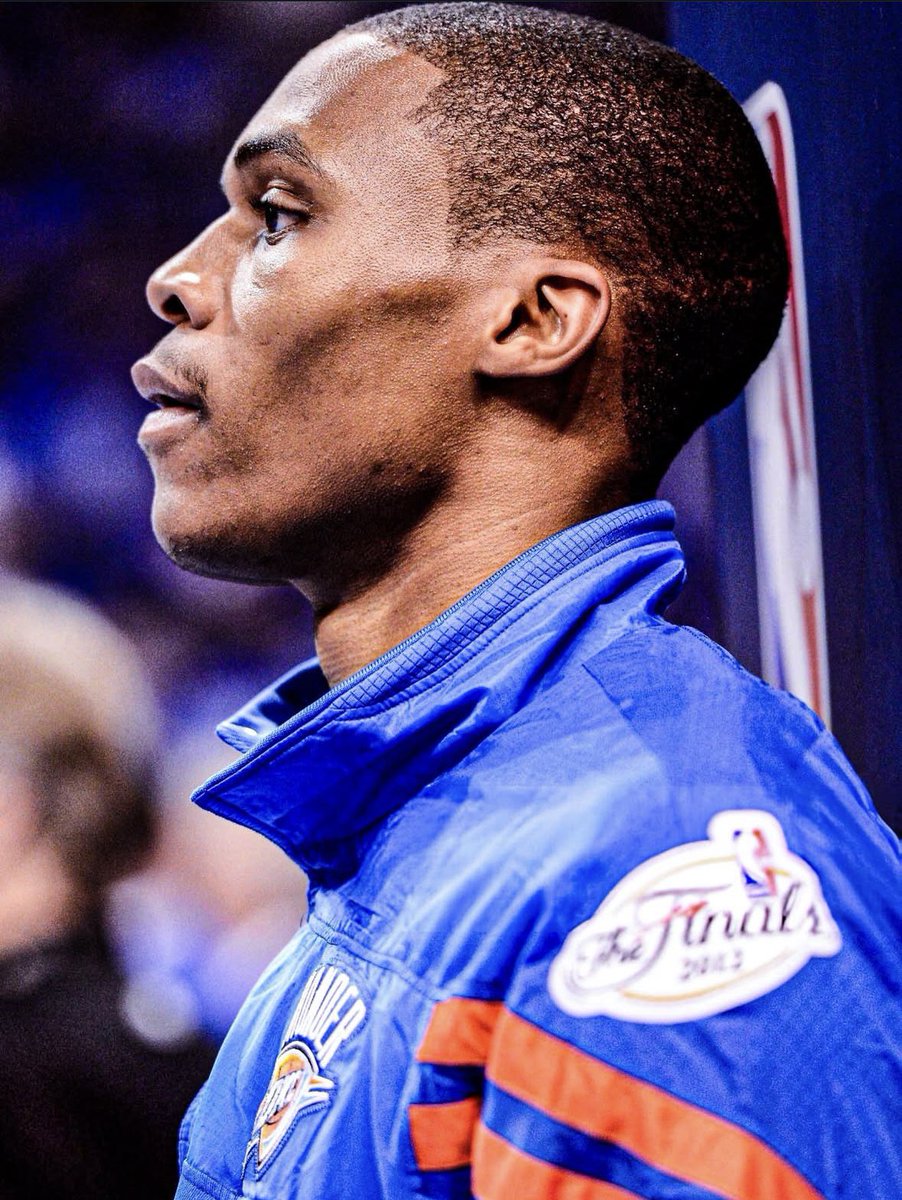 OKCThunder_BR's tweet photo. Tenho apenas uma coisa a te dizer, Russell Westbrook:

Muito obrigado. 💙 @russwest44 https://t.co/Beu2qBeXy5