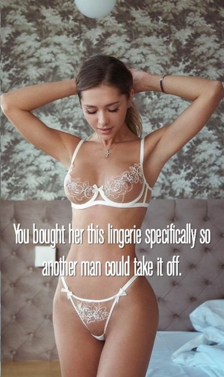 Cuckoldhelper's tweet photo. 🔥😍👸📿👙🦌 https://t.co/G6W8geTEhM