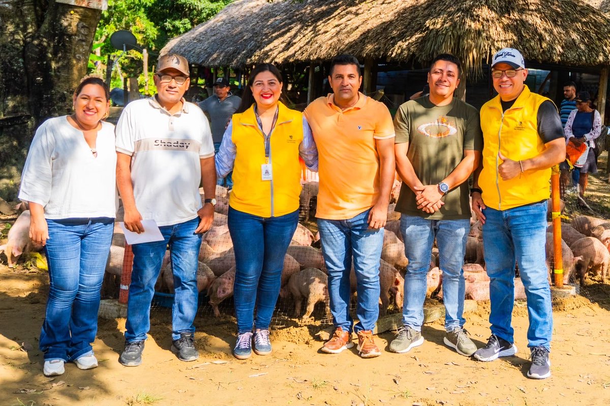 UnidadVictimas's tweet photo. Nuevas oportunidades para #Arboletes 

154 familias víctimas del conflicto armado fortalecen sus capacidades productivas con 3 proyectos agropecuarios entregados en el marco de los Planes de Retorno y Reubicación. https://t.co/IrgkhfFE7Q