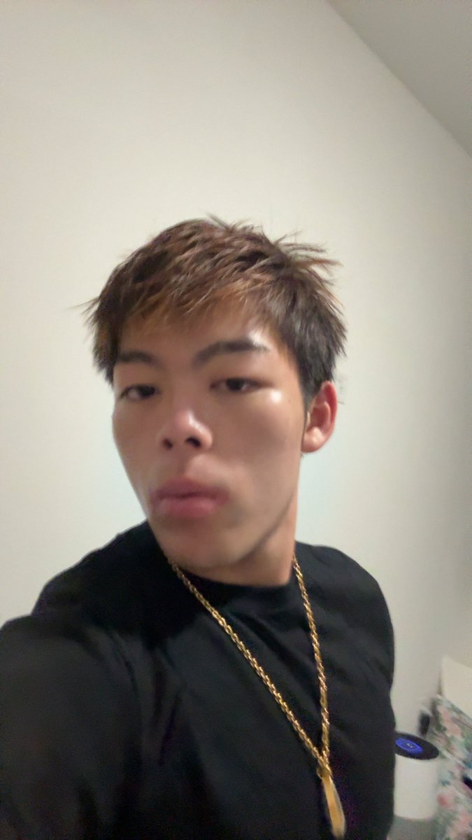 asianjeff's tweet photo. gonna be live soon gonna make lunch and snack just finished gym gonna try out new duos and then talk to viewers for a segment https://t.co/WiDBaxvoPC