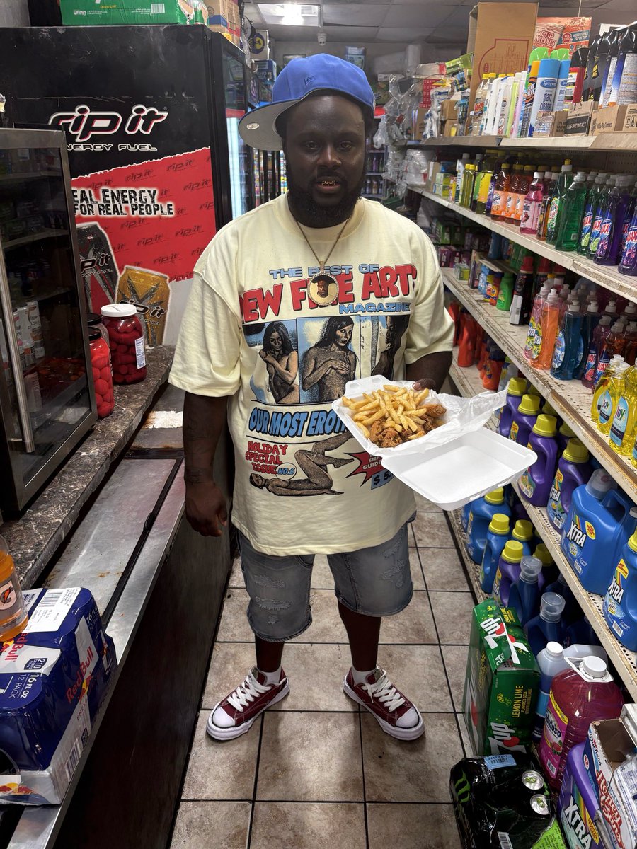MgQuis's tweet photo. Gotta be the last mfer breathing… 
#lldell https://t.co/joCilwBbVa