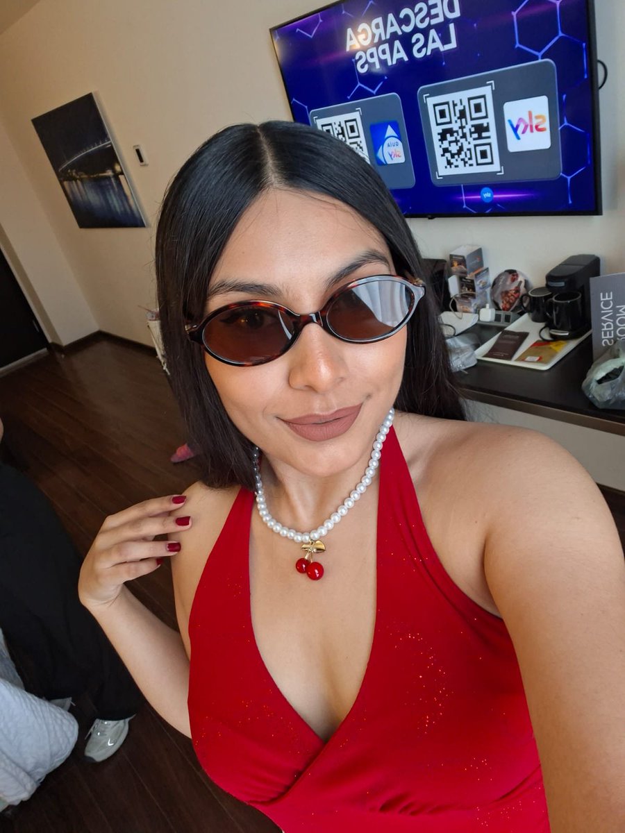 KassandraKg's tweet photo. Me encanta tener 30 🍒❤️‍🔥💋✨️ https://t.co/iPocRVlYG4
