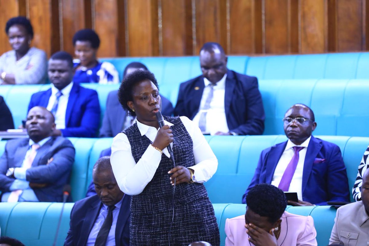 Parliament_Ug's tweet photo. House is still in session as MPs react to the President's State of the Nation Address. #PlenaryUg https://t.co/gA2NglZXHb