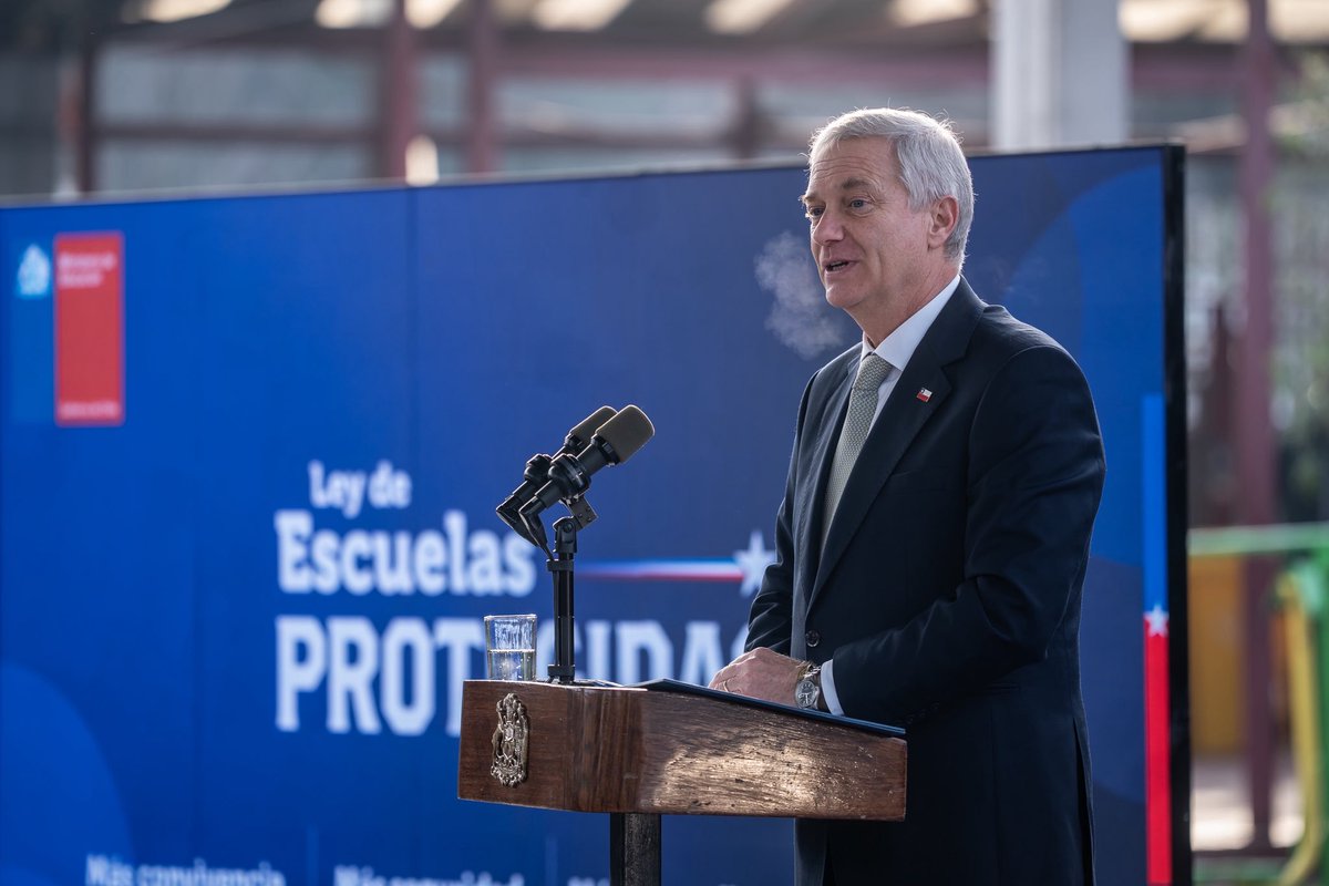 PresidenteKast tweet picture