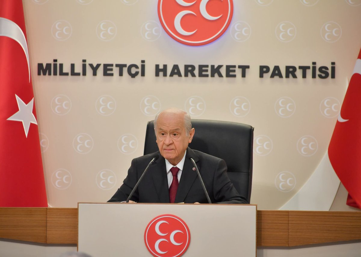 _MHPistanbul_'s tweet photo. Genel Başkanımız Sayın Devlet BAHÇELİ’nin, “Milli Dayanışma ve Toplumsal Bütünleşmenin Güçlendirilmesine dair Kanun’un Kabulü” hakkında yapmış oldukları yazılı basın açıklaması.
12 Ağustos 2026

https://t.co/Shugd3WQwj https://t.co/yAWNowsLF5