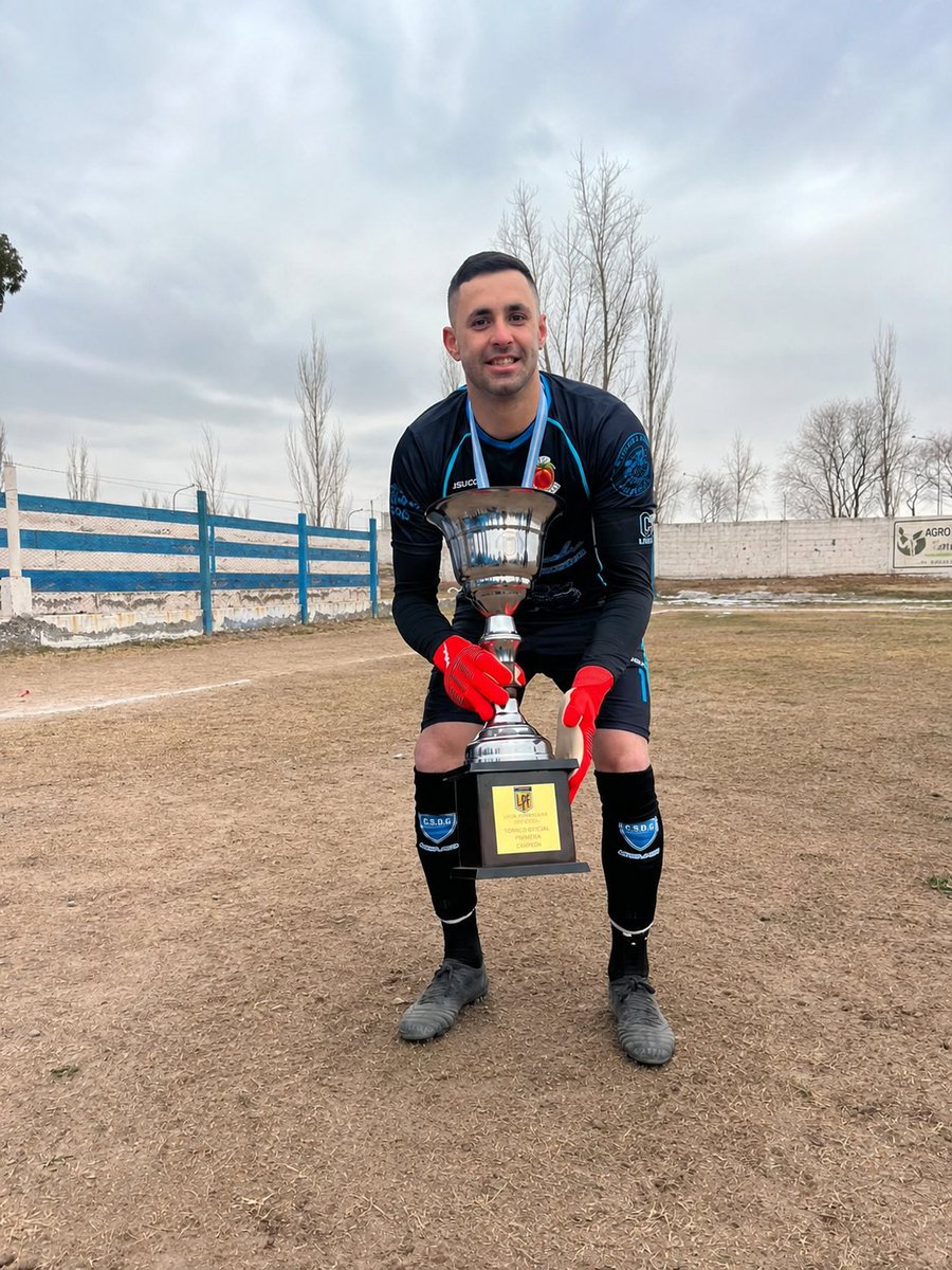 Gabismmc1's tweet photo. 🏆Campeones 🏆 https://t.co/dOIVLfMeVu