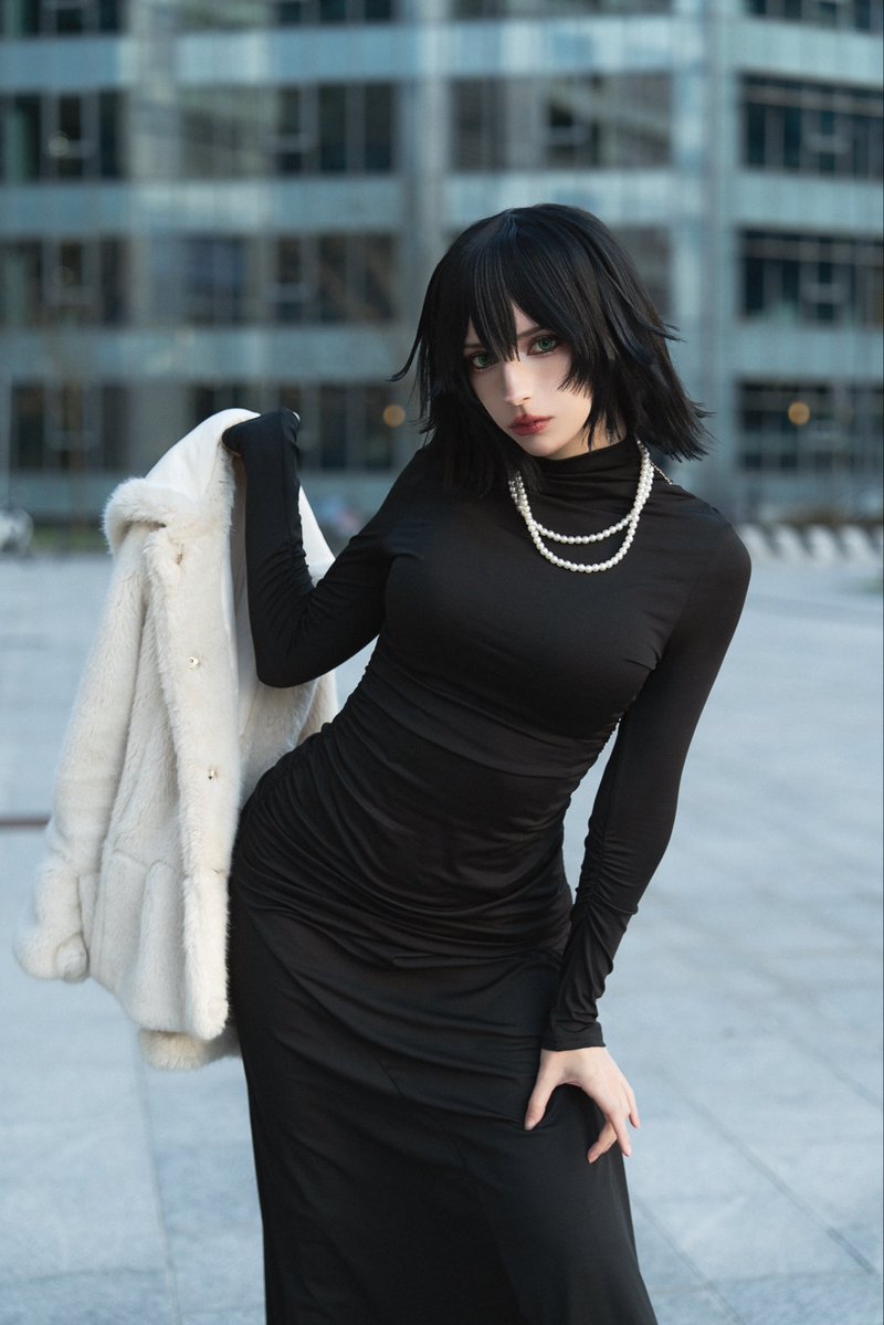 Himeecosplay tweet picture