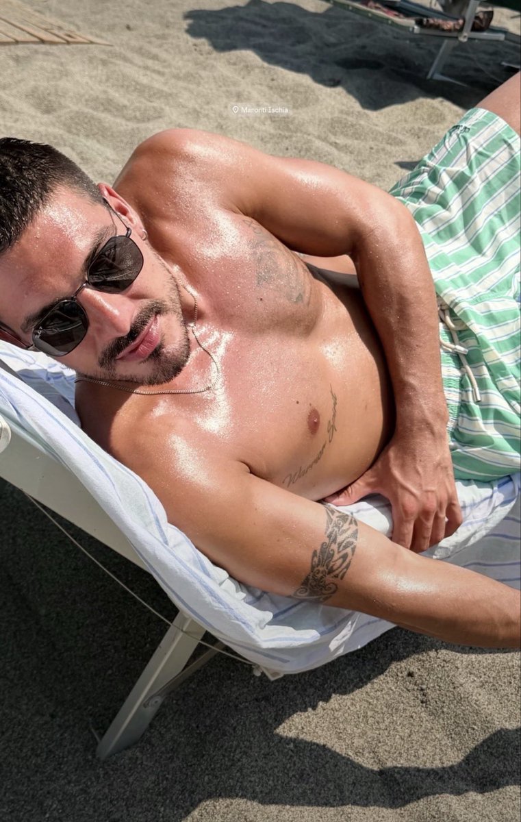 zerofiltri25's tweet photo. È così bello che si fa vedere intero ✨🌞 https://t.co/yx1qDO5Bjh