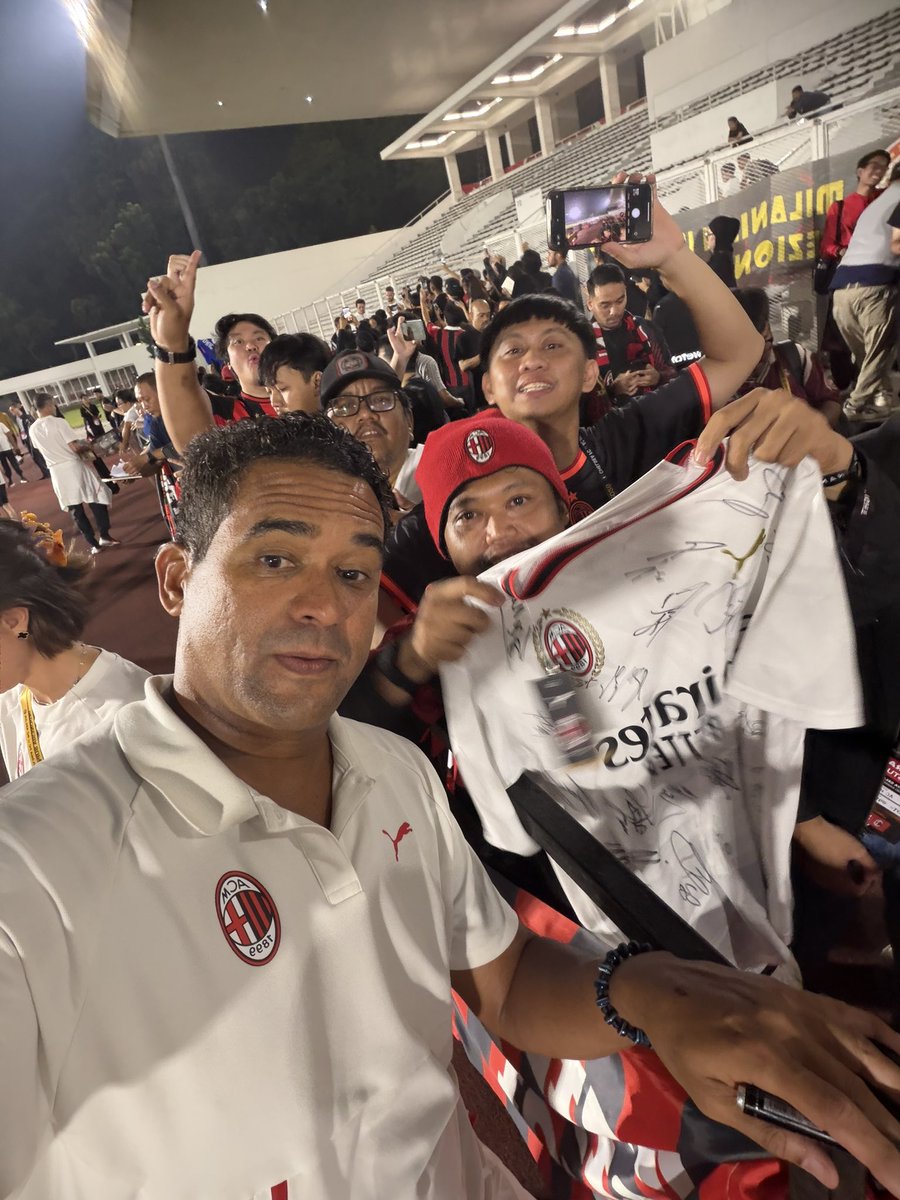 Sandi_Milan7's tweet photo. @CISCjakarta @ChelseaFC https://t.co/xLvD9YjhWC
