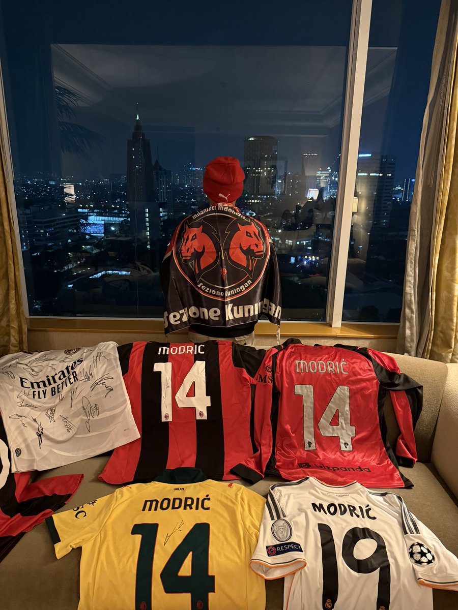 Sandi_Milan7's tweet photo. @CISCjakarta @ChelseaFC https://t.co/xLvD9YjhWC
