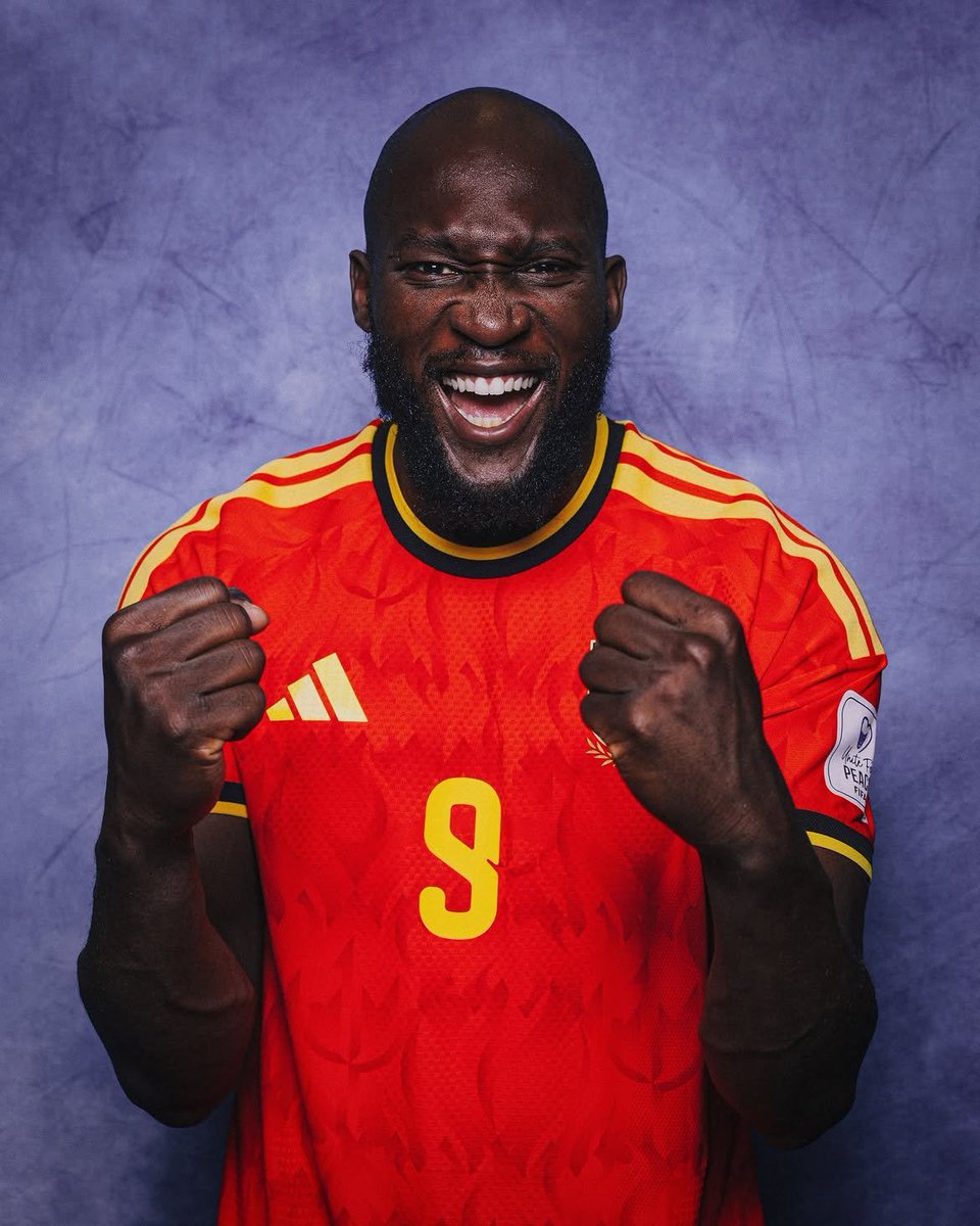 Eltun_Yedek's tweet photo. Zararda oldukları halde Fenerbahçe ve Beşiktaş 
Lukaku ve Vlahovic transfer ediyor. 

Peki siz tam olarak ne yapıyorsunuz? Bitirin artık transferleri. @GalatasaraySK https://t.co/3dXoMi4jth
