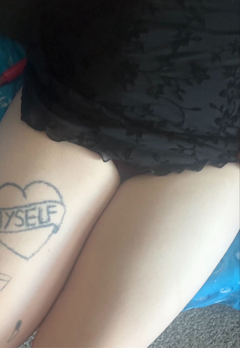beeandhe's tweet photo. thicc thighs save lives https://t.co/Wcap3eKj0O
