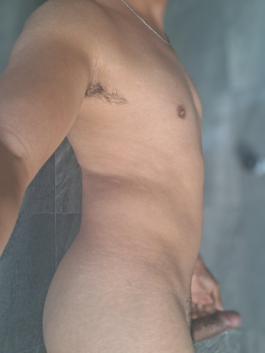 tamashiro_ken's tweet photo. Amanecí caliente 😳🥵 https://t.co/V429oEh3lE