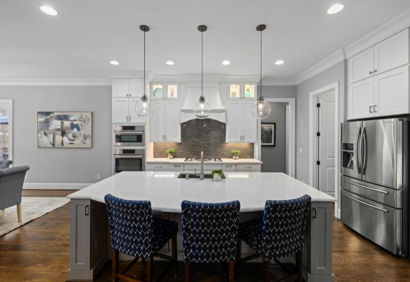 Burley_Electric's tweet photo. Notonly can a kitchen island provide extra counter space, but it also opens the opportunity for additional appliances, lighting and electrical outlets.👉Click here to learn why you should hire a professional electrician to power your kitchen island: https://t.co/KHBiA1IqJM https://t.co/EG6lszTNcC