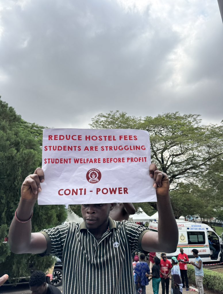_IvanAd0m_'s tweet photo. The message is clear, @KNUSTGH @DoSA_KNUST 

#DropHostelPrices
#KNUST https://t.co/0C7C7QH4rw