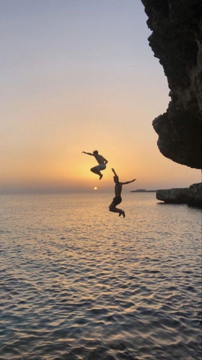MarkJamesbemi's tweet photo. ابق 🏆 هذا قريباً من قلبك: He who seeks wisdom 🐬 realizes that the soul seeks connection with the infinite. Zoey King https://t.co/i2gduvky4X
