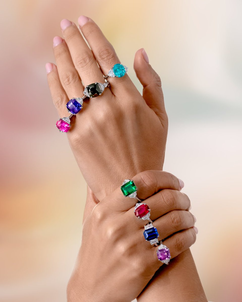 JewelsByStar's tweet photo. For all-natural beauty, reach for JB Star!
Handcrafted in New York, NY
.
.
#jbstar #jewelsbystar #paraiba #highendjewelry #preciouscolors https://t.co/eQAjFrbphD