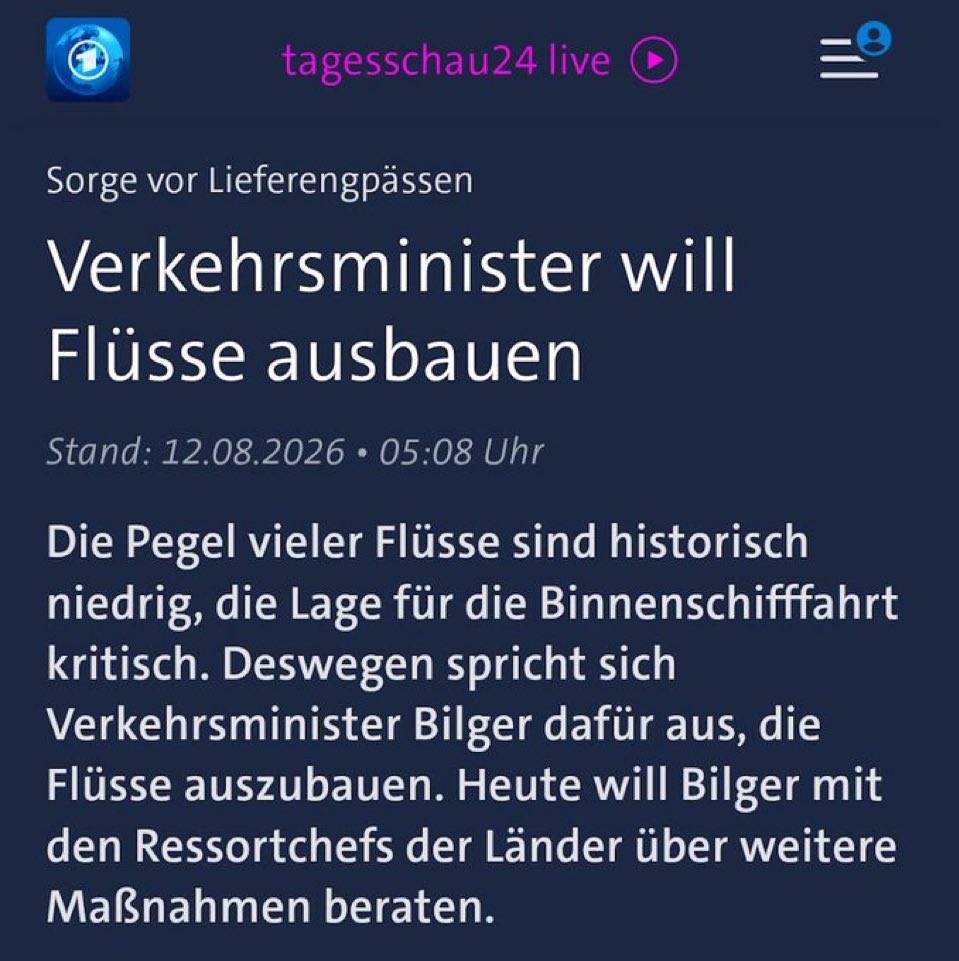 dammiLoh's tweet photo. Ich sehe, die ausgewiesene Expertise des Maritimen Beauftragten der Bundesregierung wirkt!

Danke, Herr #Ploss, dass Sie Ihre neuen Kollegen so fachgerecht einweisen!

🤡

#Bilger #Pegelstände #Binnenschiffahrt #Flusspegel #Plosseidon #Niemehrcducsu https://t.co/M8xcXC9id0